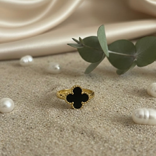 Midnight Clover Ring