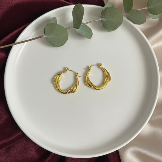 Soft Twist Earrings